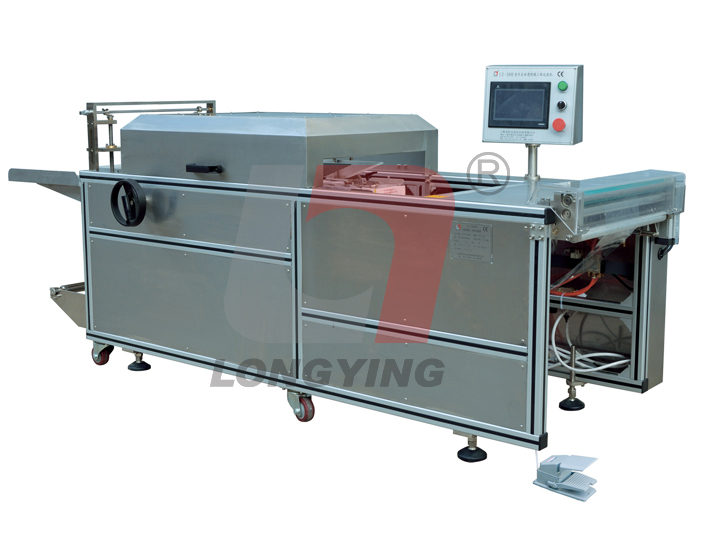 LY-380型半自動透明膜三維包裝機