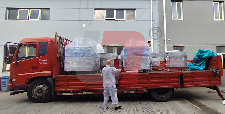 龍應(yīng)LY-125自動(dòng)裝盒機(jī)發(fā)貨